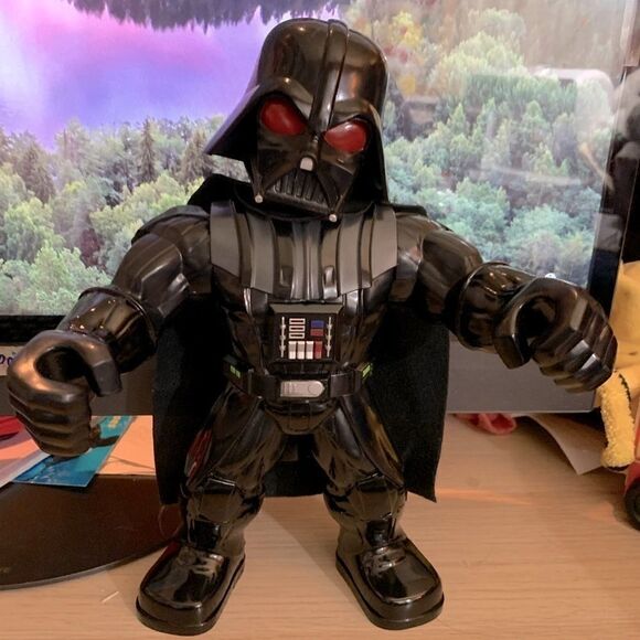 10” Galactic Darth Vader - Hasbro - Discontinued action figure from Star Wars - Picture 1 of 3